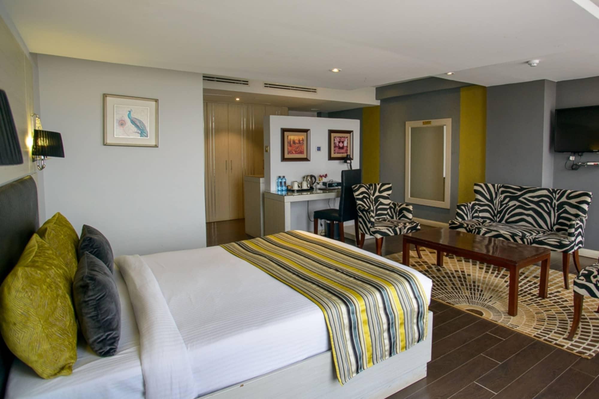 Cloud Hotel & Suites Nairobi Bagian luar foto