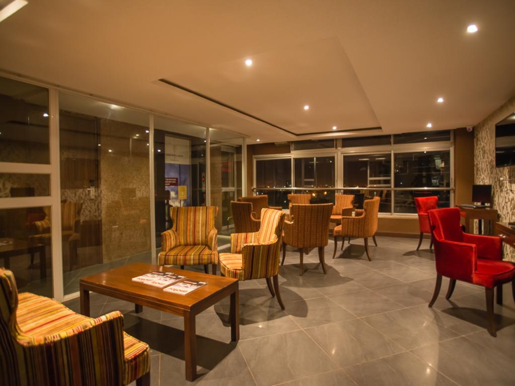 Cloud Hotel & Suites Nairobi Bagian luar foto
